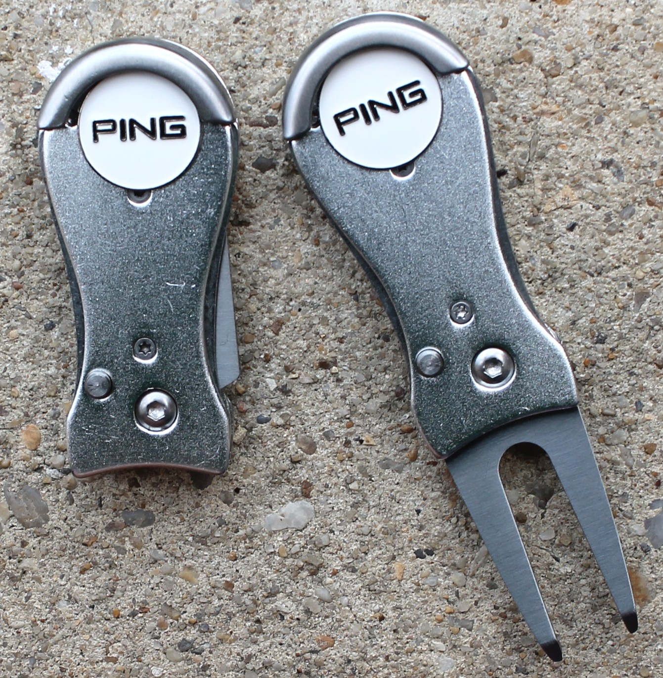 NEW Ping Golf Ball Marker With Switch Blade Divot Tool Black